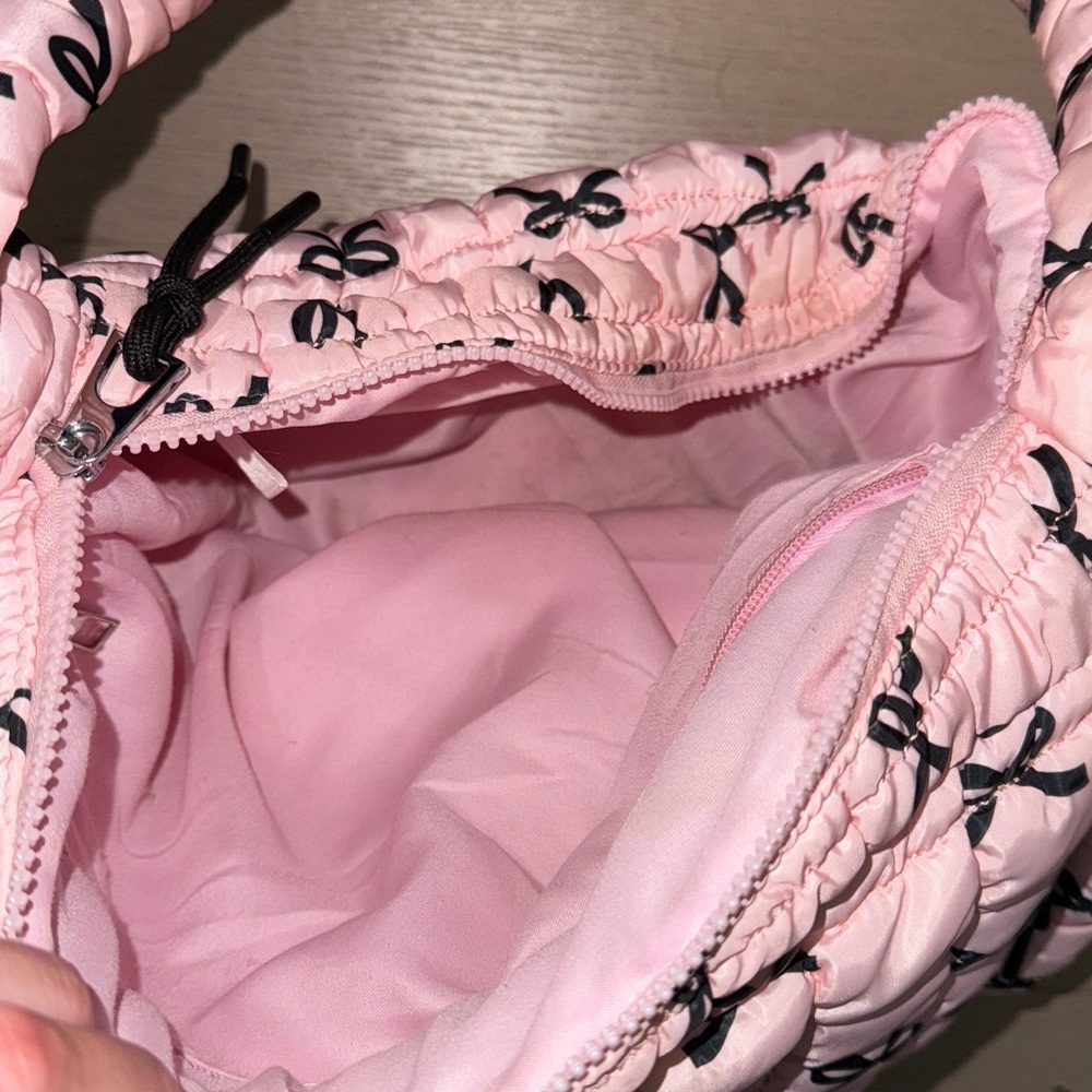 Bow Gym Bag - Picture 6 of 7